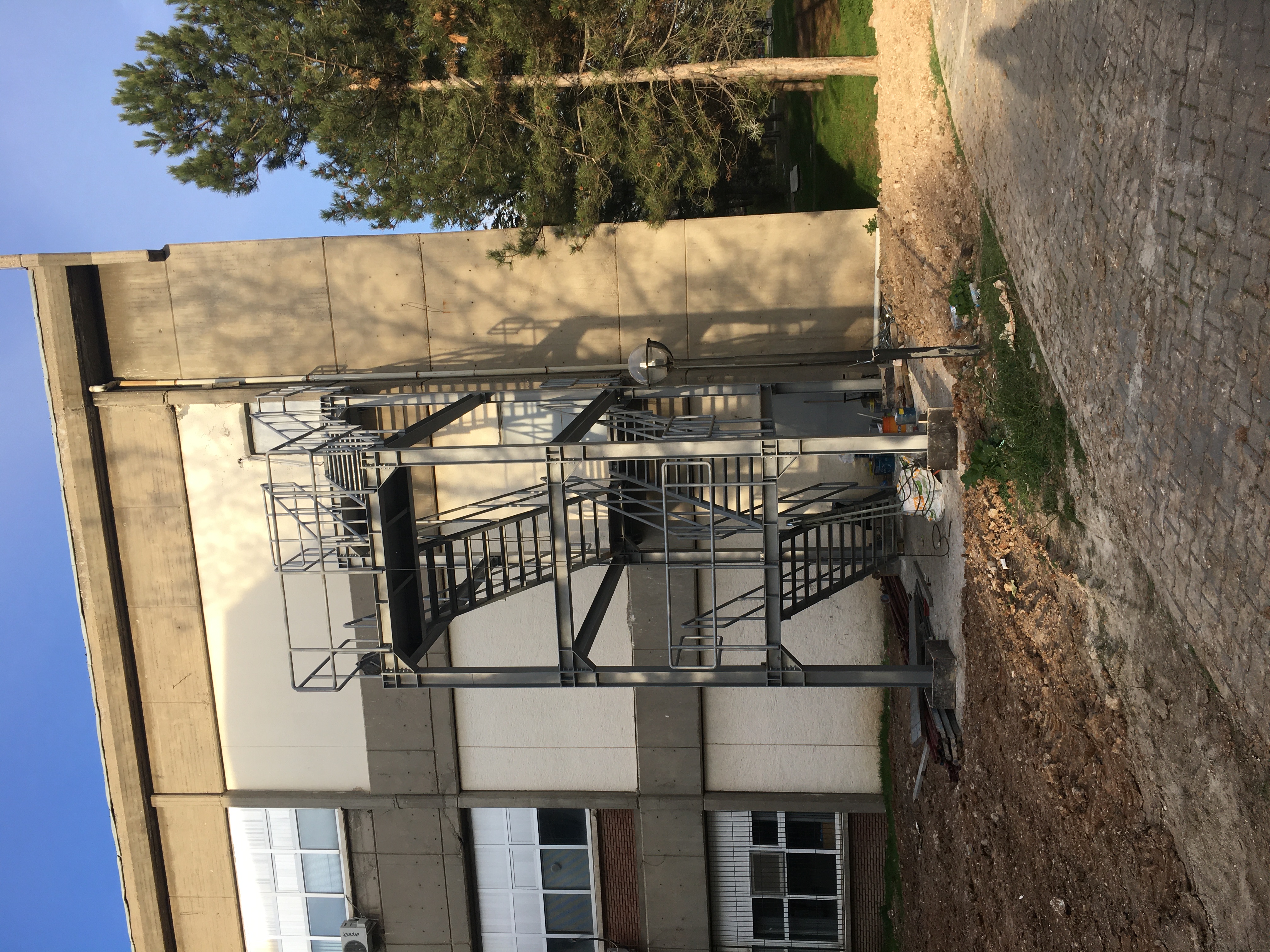 ODTÜ Yangın Merdiveni