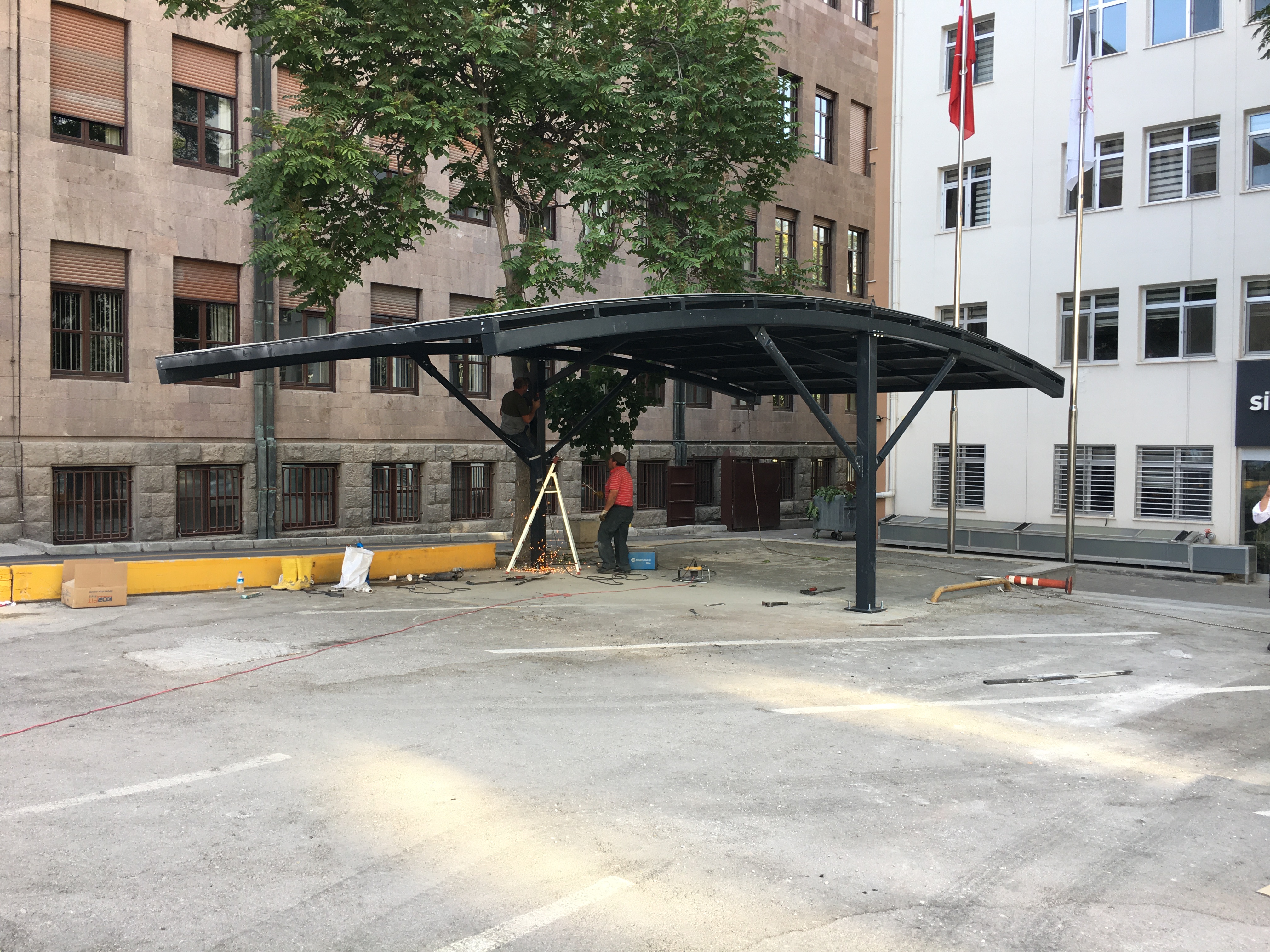 TBMM Çelik Sundurma